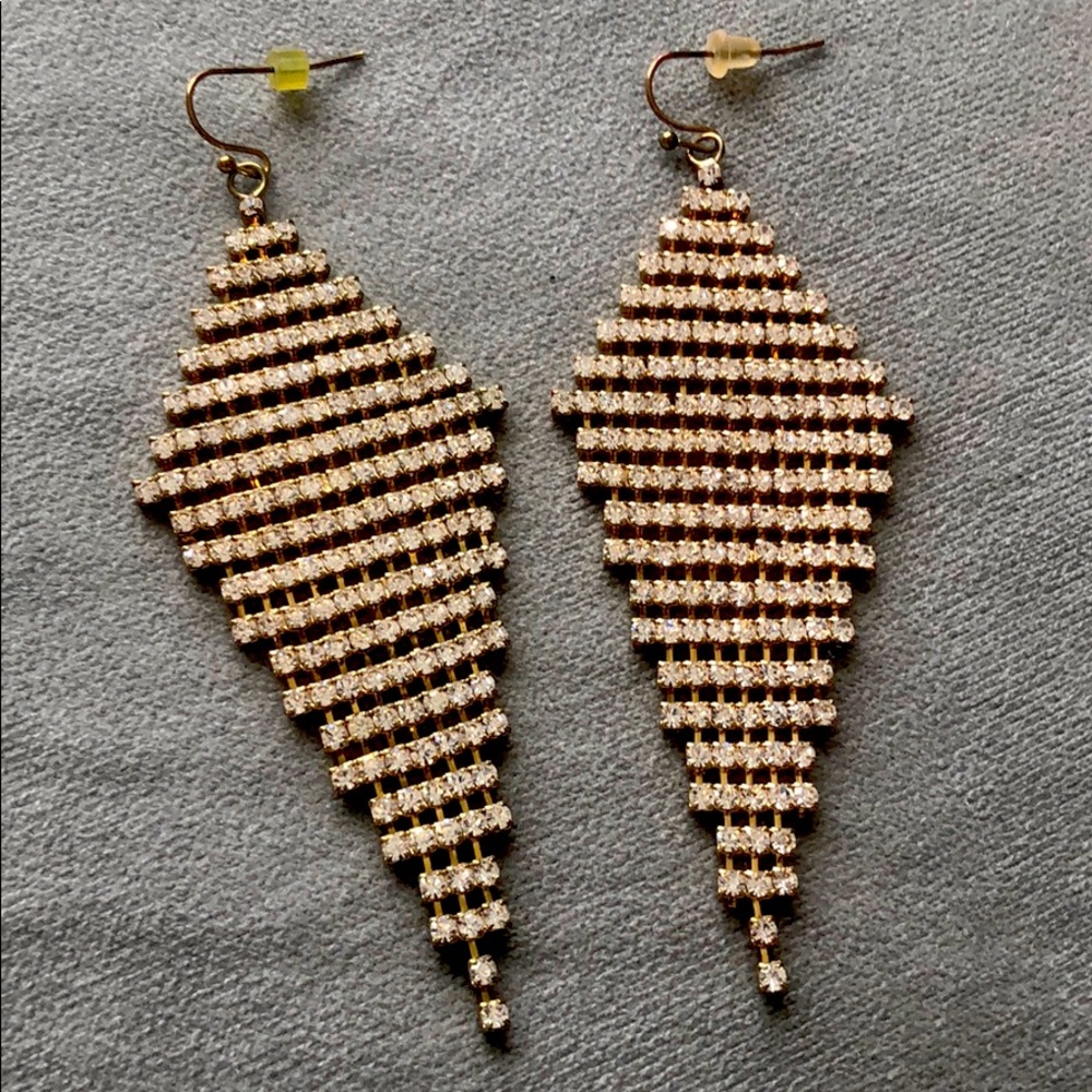 Drop earrings